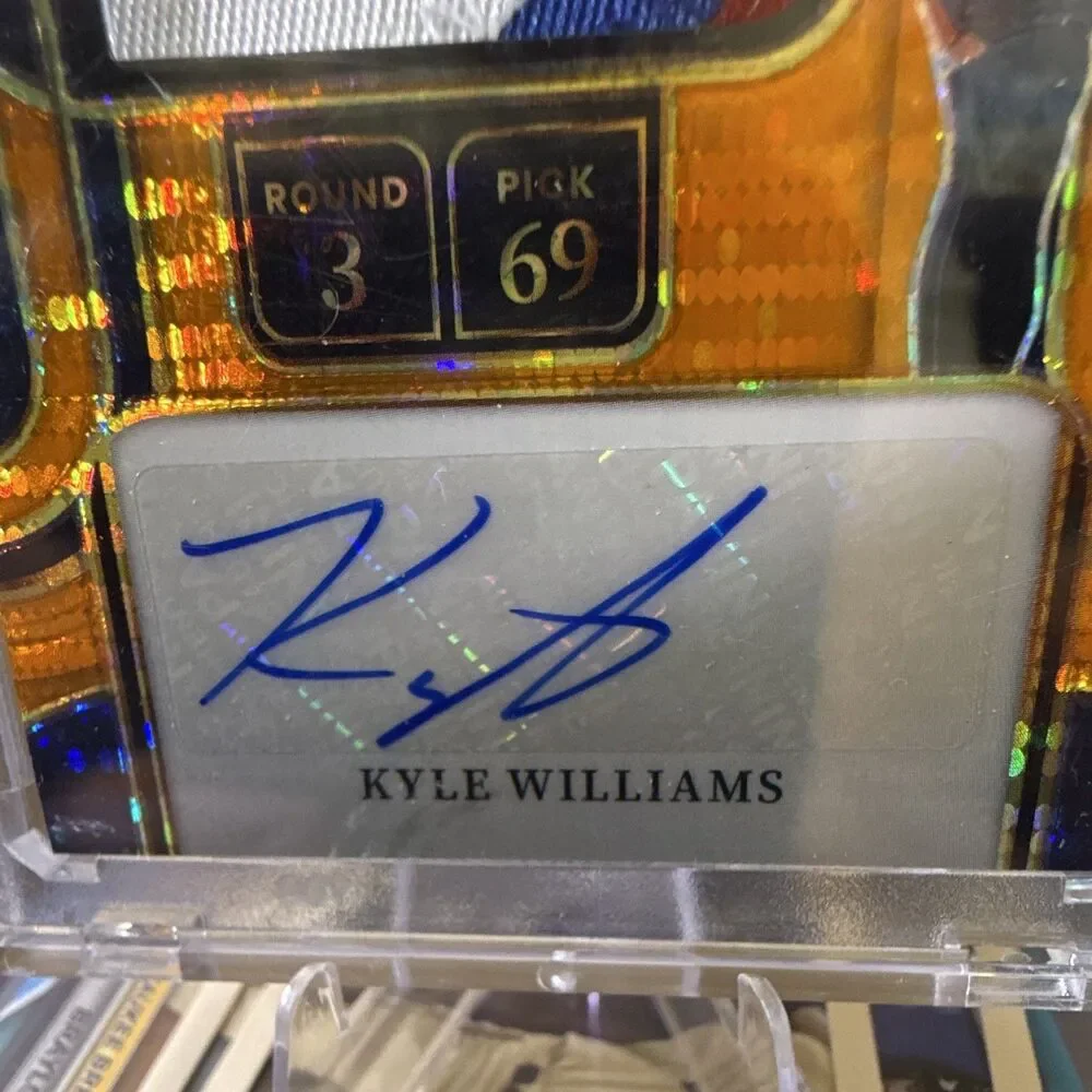 2025 Panini Select Kyle Williams RC Auto Mem Neon Orange Pulsar /45 PSS-KWS